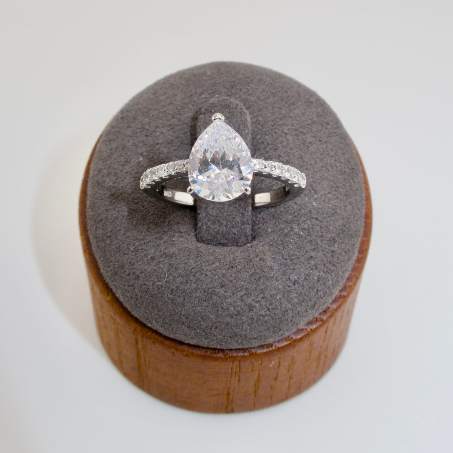 Sterling Silver Teardrop Woman Ring