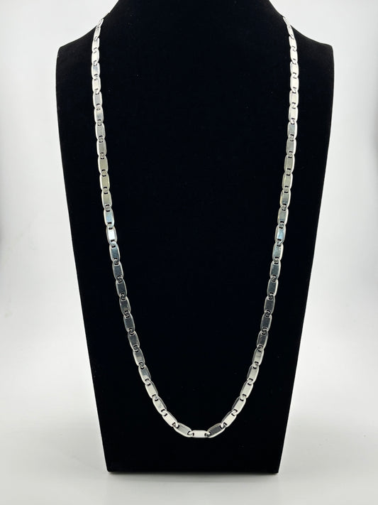 Flat Gucci chain
