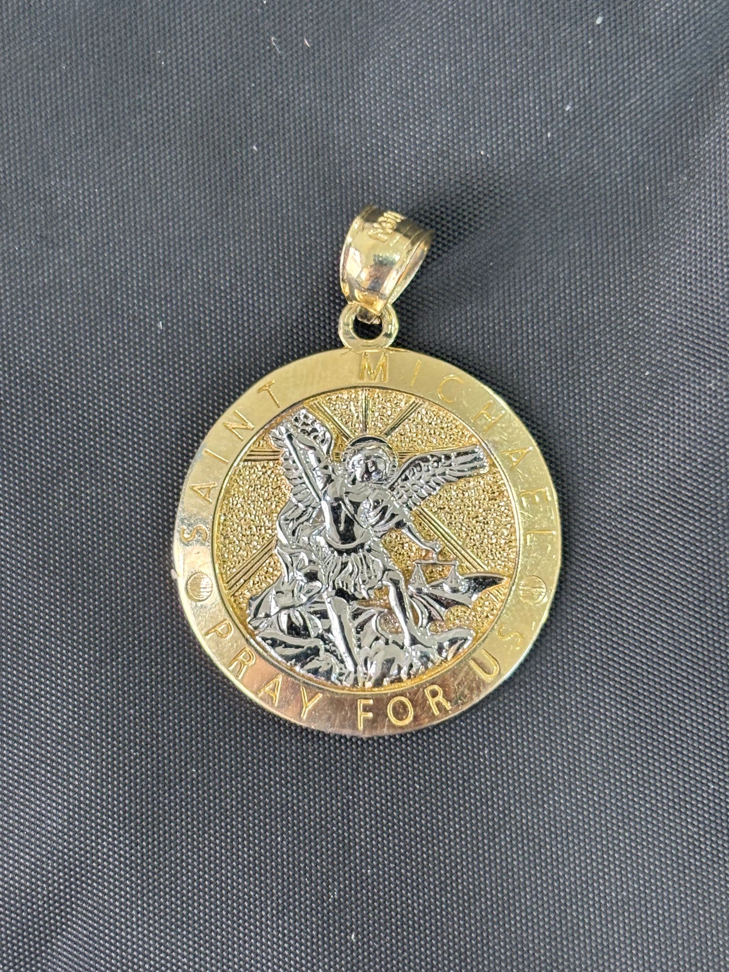 San Miguel pendant
